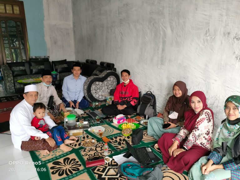 NGOBAR TIM PENGEMBANG PRODI PAI UNIRA DALAM MENINGKATKAN SDM DOSEN DAN MAHASISWA MENYONGSONG TAHUN AKADEMIK 2021/ 2022